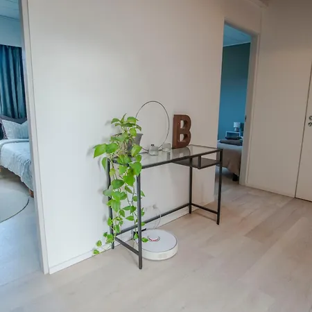 Newly Renovated House For 6 People Villa *